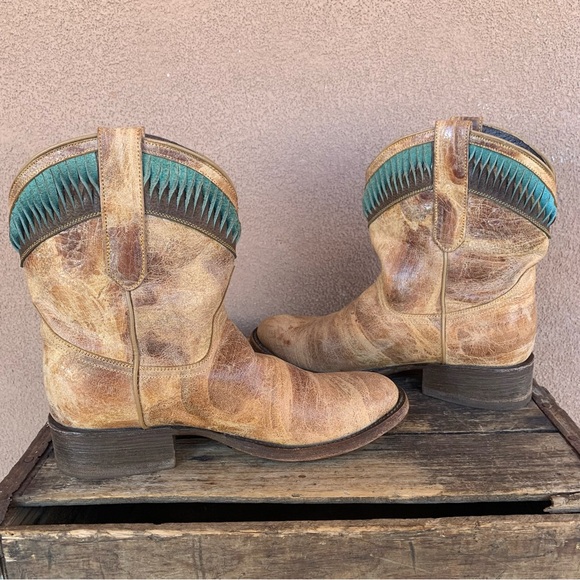 Stetson Women’s Western Ankle Bootie - Picture 6 of 11